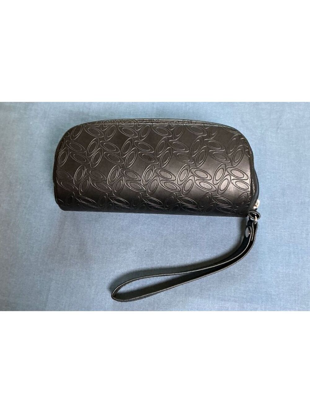 Oakley Black Faux Leather Sunglasses Zip Around Case Soft Shell Strap Logo